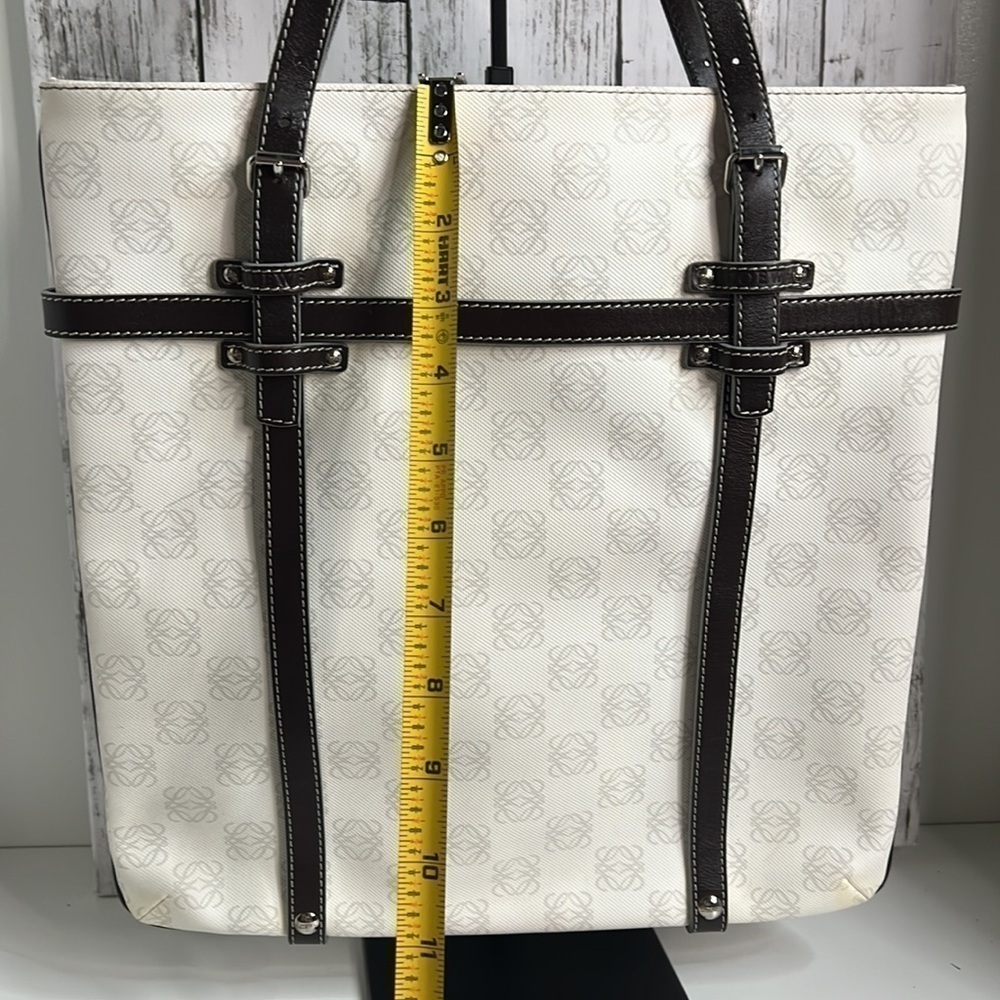 Loewe White Tote Bag - Picture 7 of 12